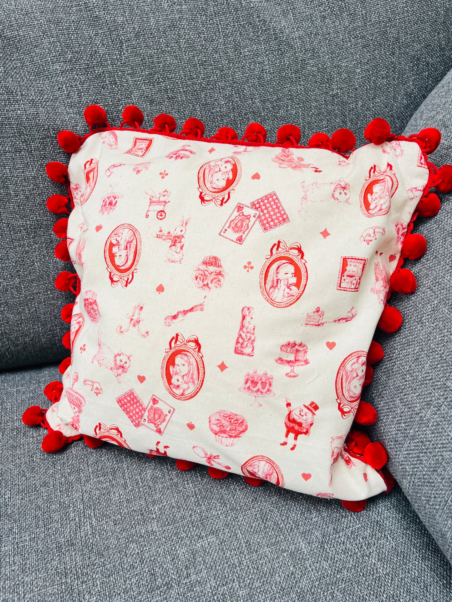 Alice in Wonderland print cotton cushions