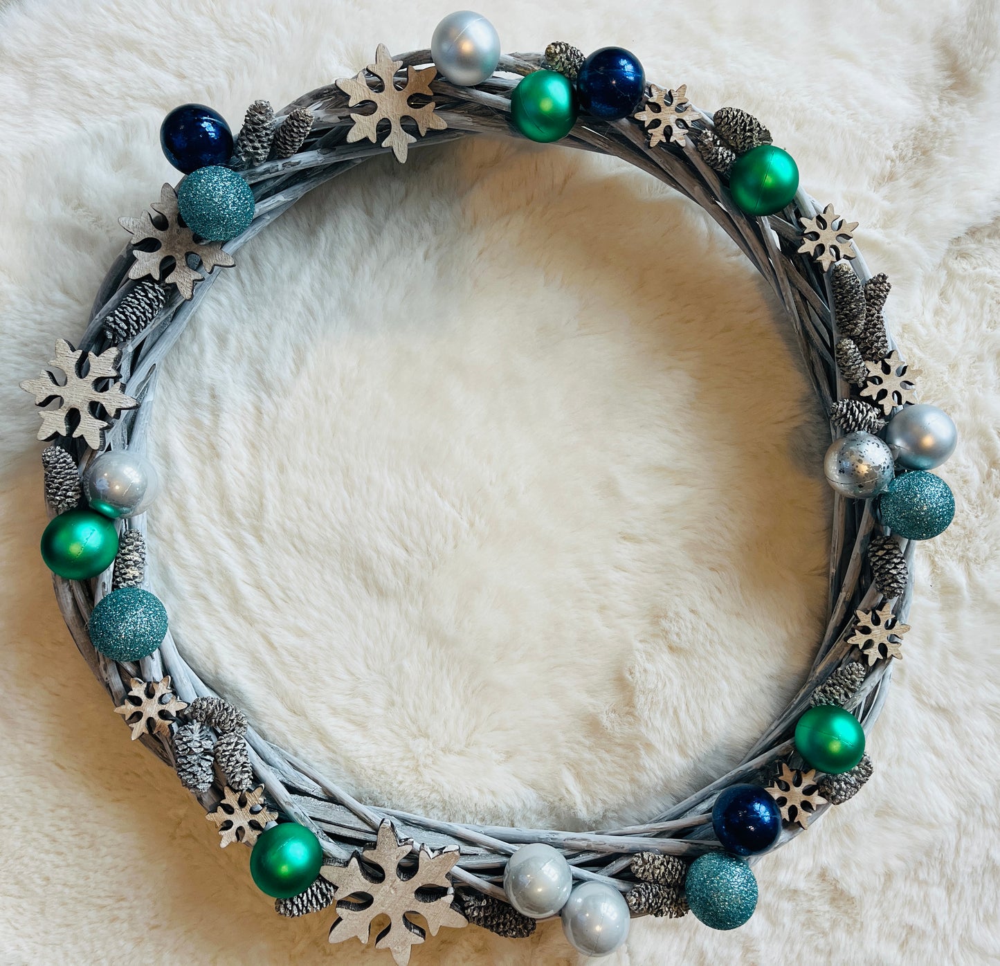 Blue Green Snowflake white washed willow wreath
