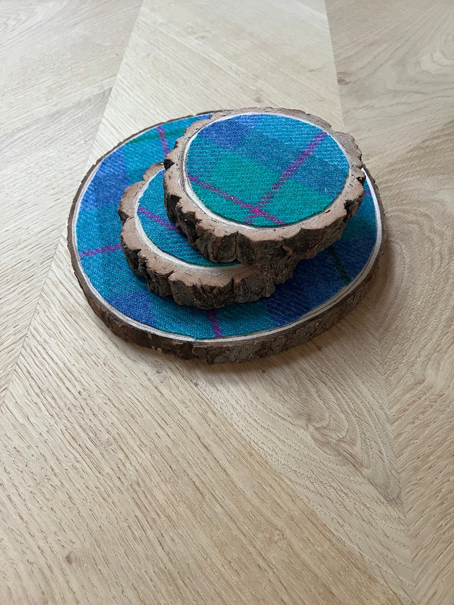 Harris Tweed Wood Slice Centrepiece Mat and matching coaster set