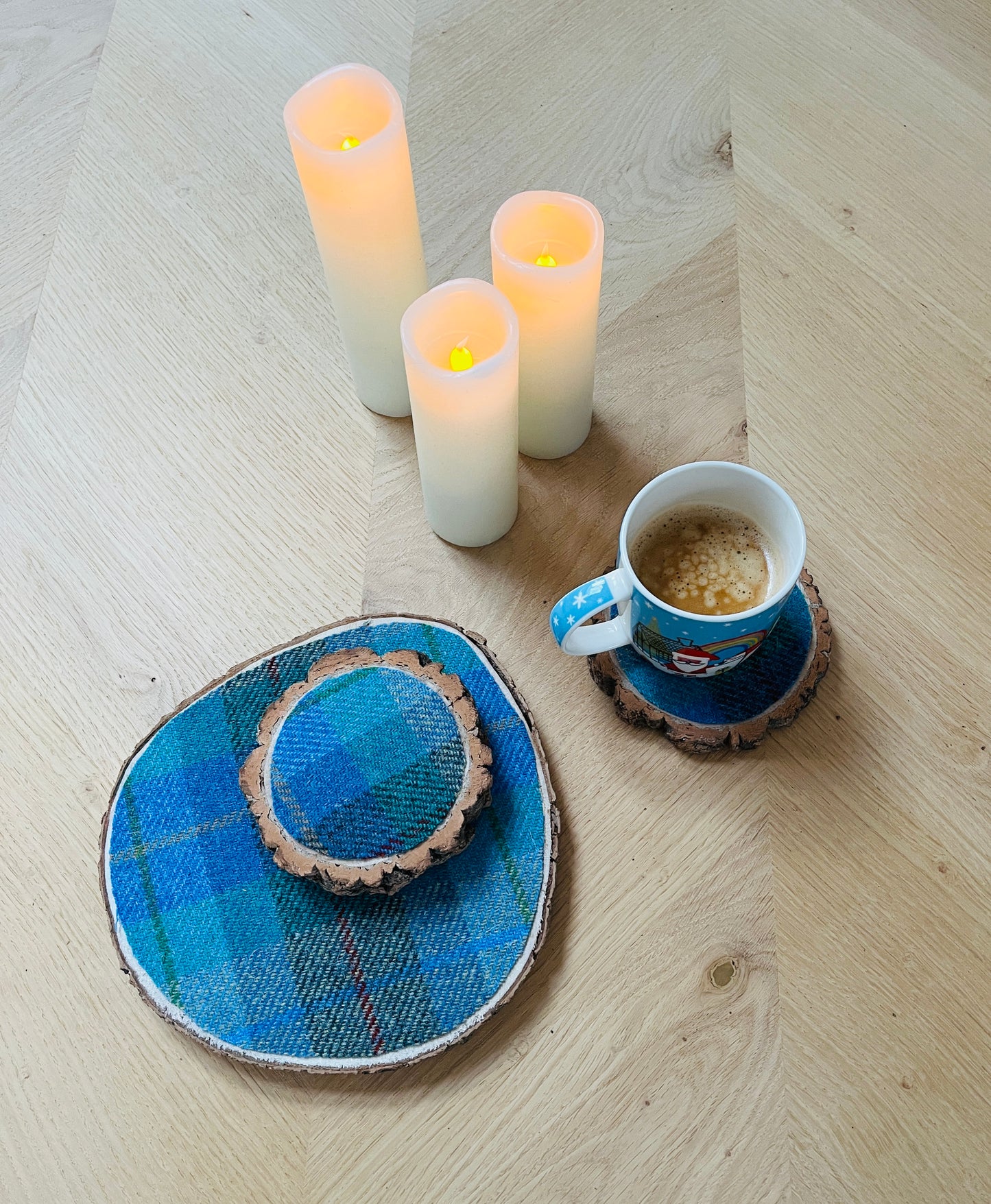 Harris Tweed Wood Slice Centrepiece Mat and matching coaster set