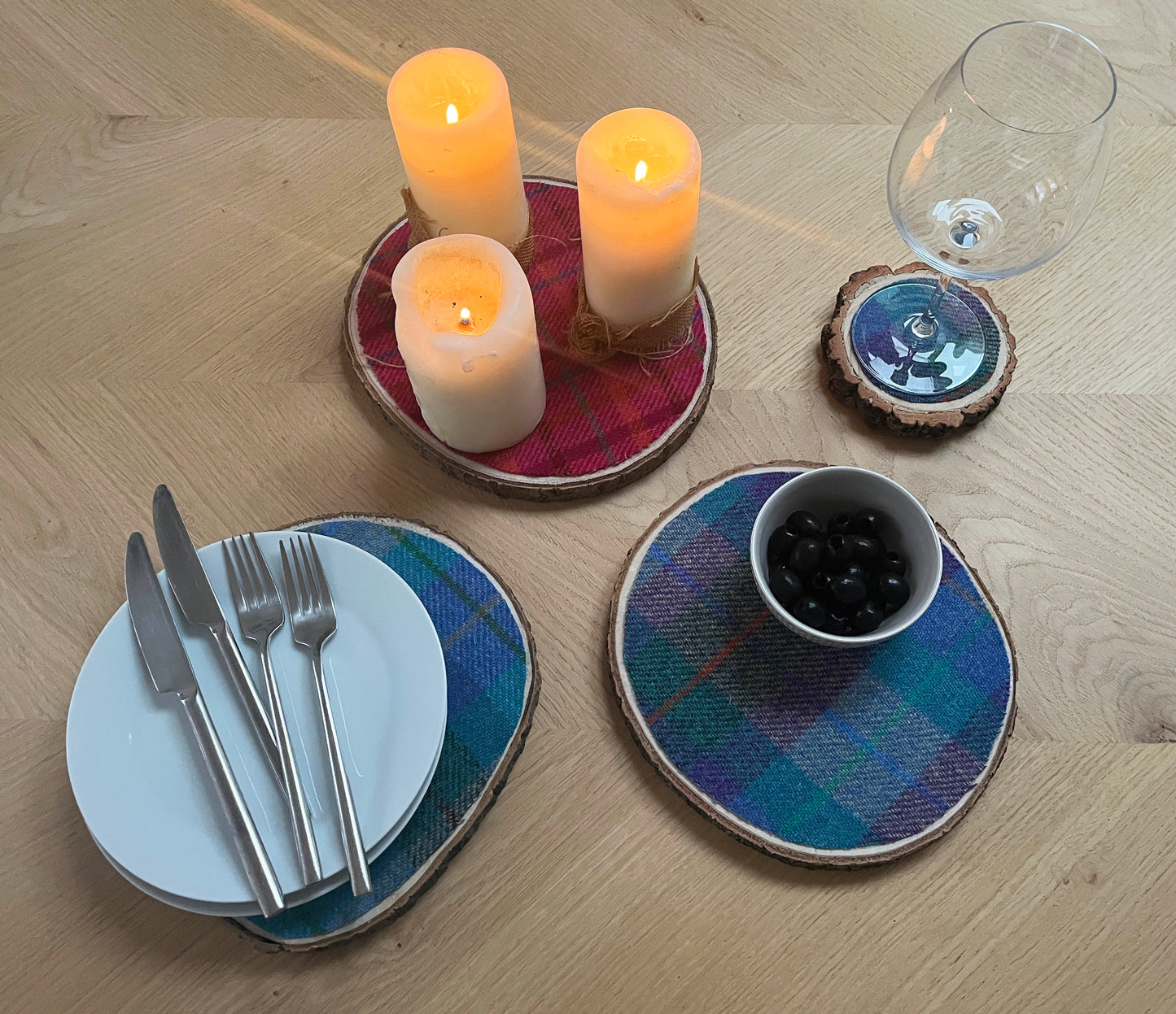 Harris Tweed Wood Slice Centrepiece Mat and matching coaster set