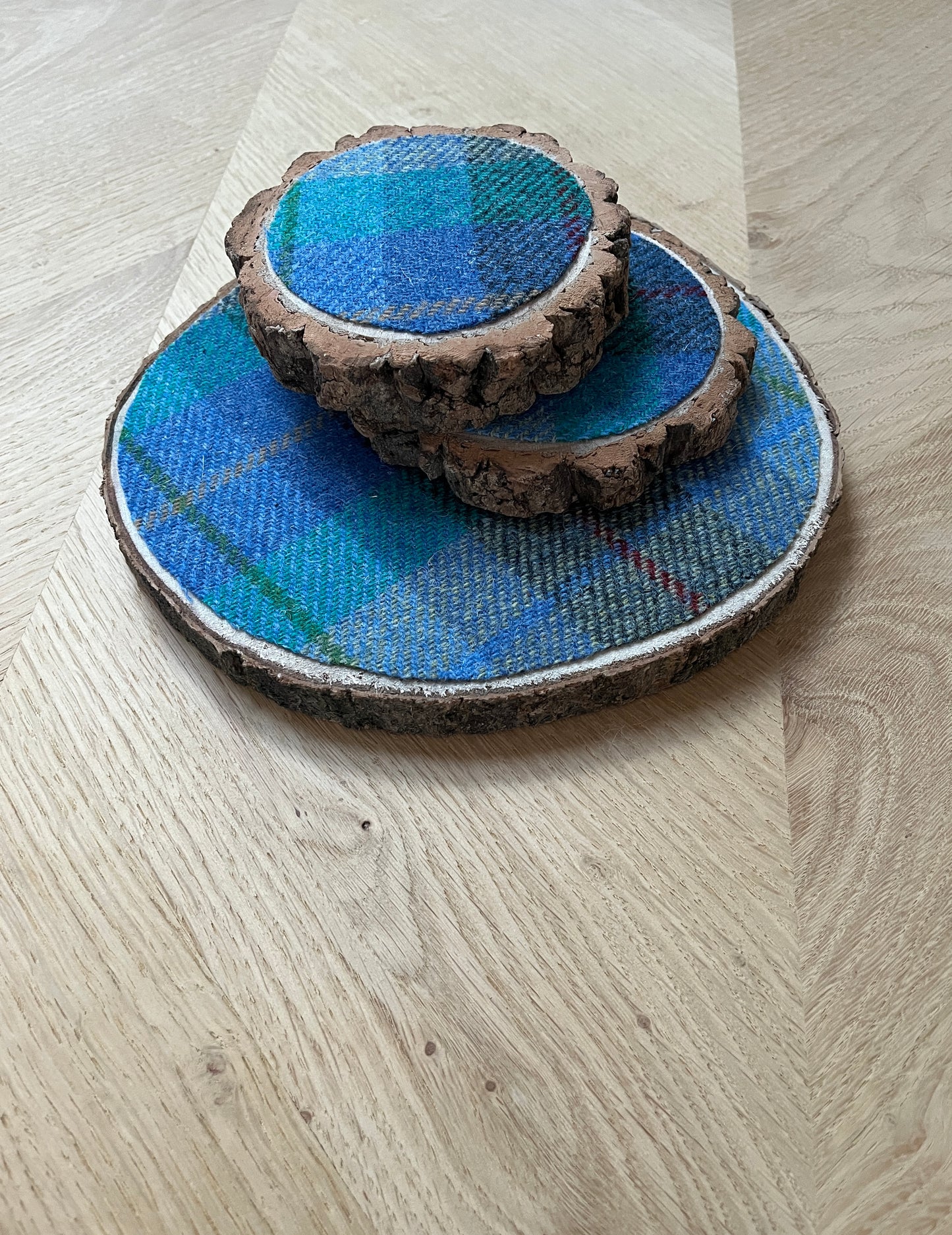 Harris Tweed Wood Slice Centrepiece Mat and matching coaster set
